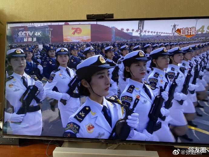 女兵方队中海军第二排面基准兵的小姐姐好漂亮憧憬憧憬